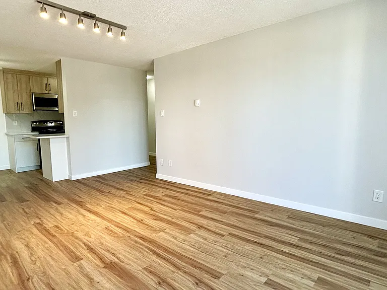 2232 McAllister Ave — Photo 11