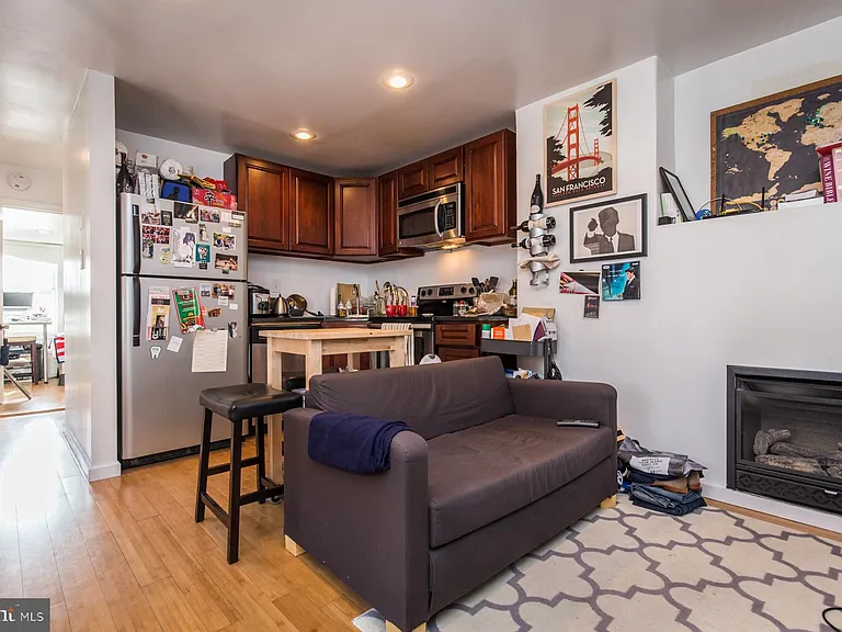 619 S 16th St #3R — Photo 1