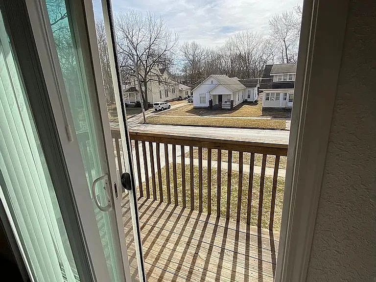 415 Grover St #11 — Photo 6