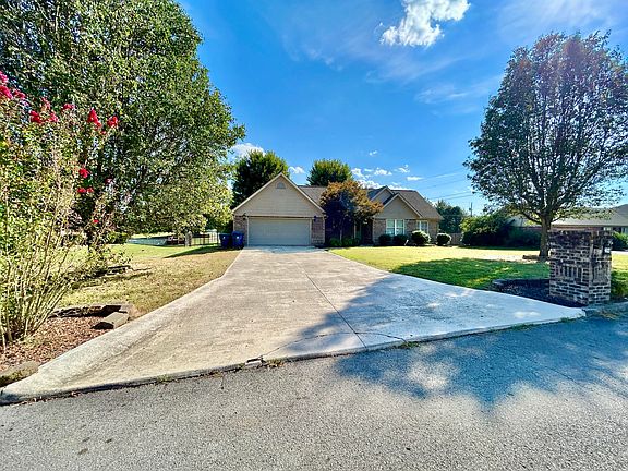 5th image of 254 Observation Pointe Dr