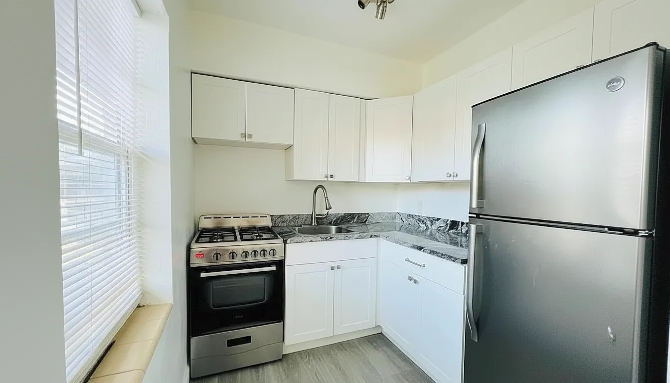 1 bed, 520 sqft, $1,750 — Photo 2