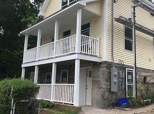 15 Terrace Ct, New London, CT 06320