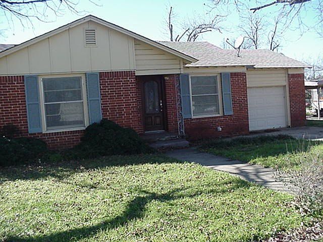 1st image of 3711 2nd St