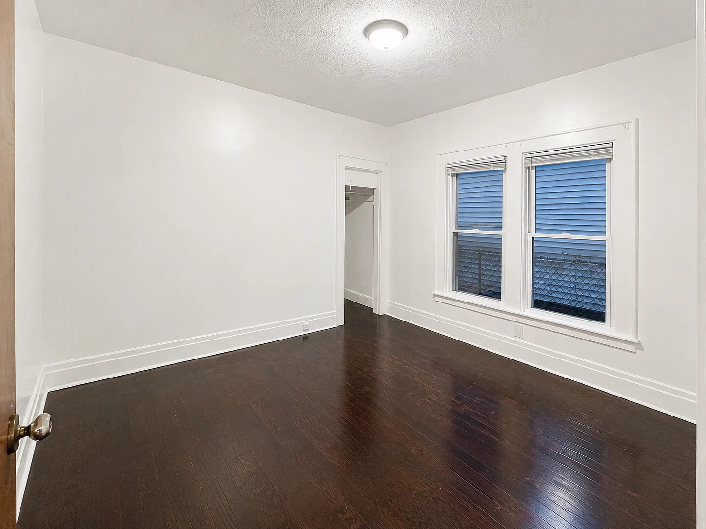 2 bed, 1200 sqft, $1,375 — Photo 2