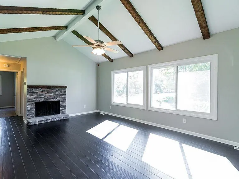 500 Doral Country Dr — Photo 1