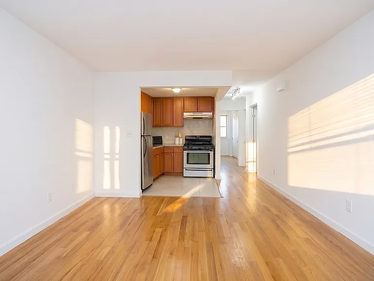 95 Stockton St #3 — Photo 2