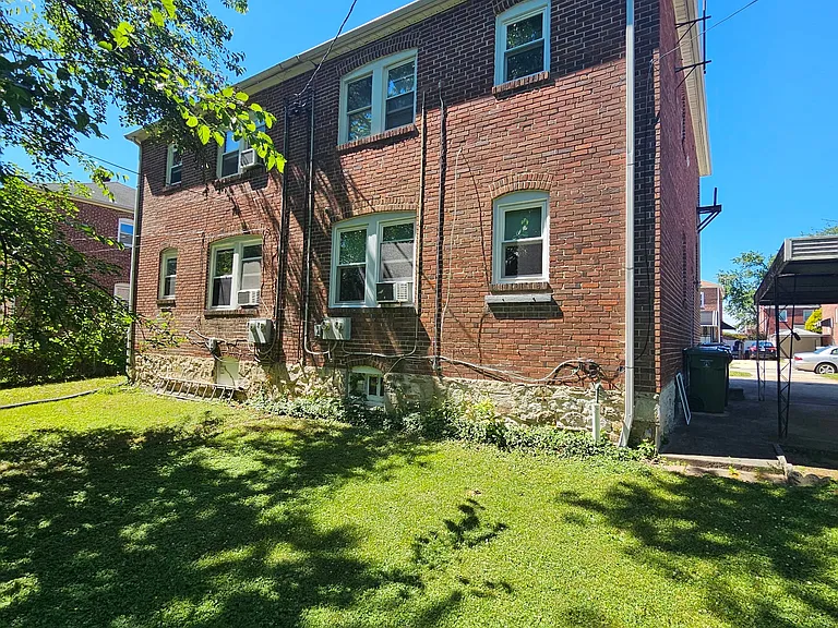 2900 Clearview Ave #1 — Photo 16