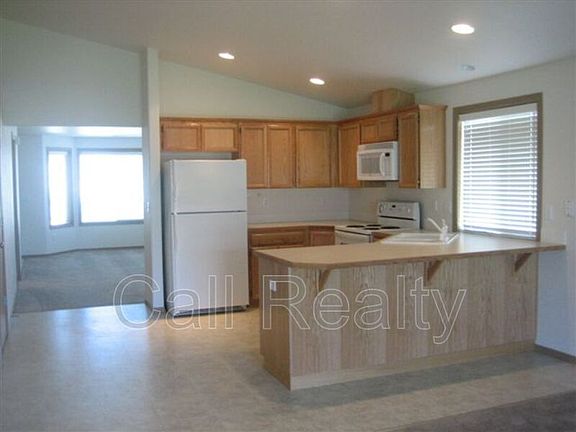 4th image of 7011 S West Terrace Dr