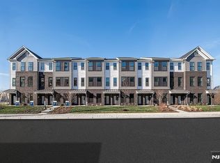 300 Sycamore St #301, Bloomfield, NJ 07003