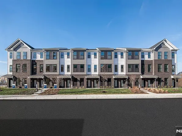 55 Passaic Ave #400, Kearny, NJ 07032