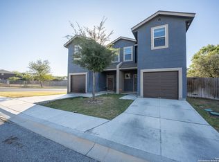 6878 Lakeview Dr, San Antonio, TX 78244