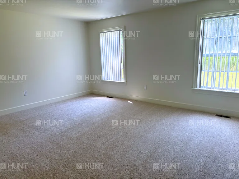 306 Jefferson Dr — Photo 12