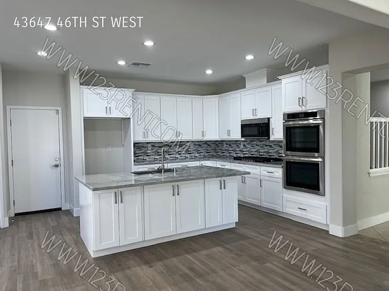 43647 46th St W — Photo 7