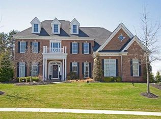 4005 Duckhorn Dr, Coraopolis, PA 15108