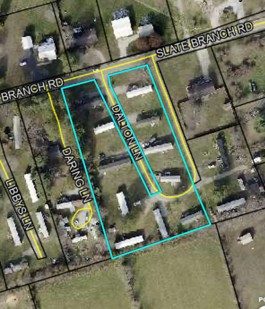 11 Dalton Ln photo 1