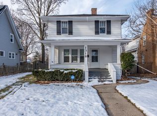 1318 N Jackson St, Waukegan, IL 60085