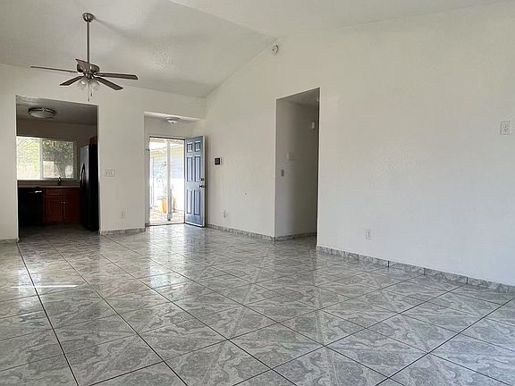 4th image of 2176 Sunny Creek Ct