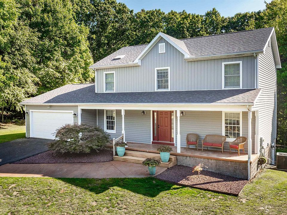 1st image of 319 Dove Dr