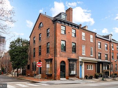 1221 Pine St, Philadelphia, PA, 19107