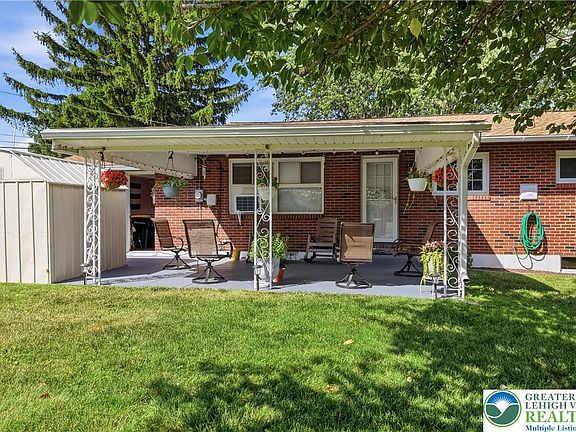 3rd image of 602 Orchard Dr