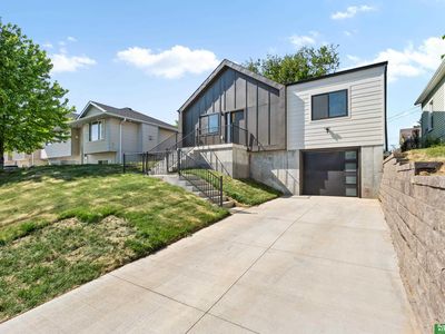 3004 V St, Omaha, NE, 68107