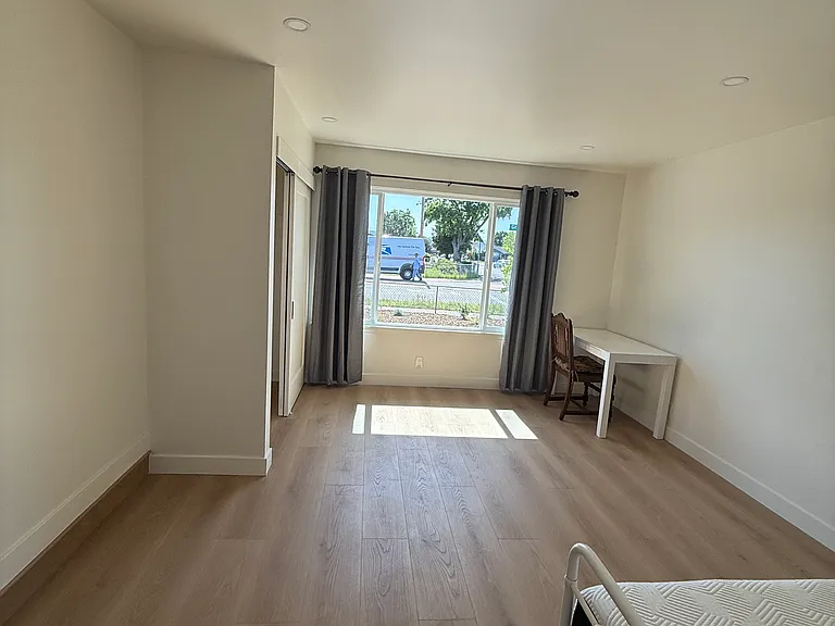 444 Gridley St — Photo 5