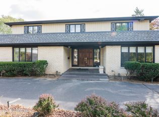 1127 W Rugeley Ct, Addison, IL 60101