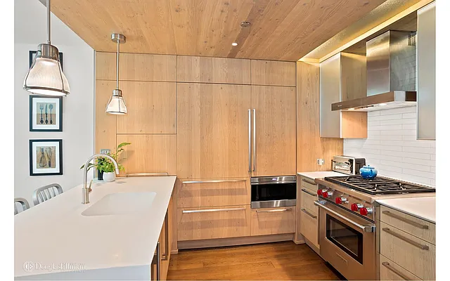 Rented by Douglas Elliman | media 14