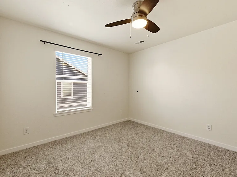 45838 Red Tail Dr — Photo 18