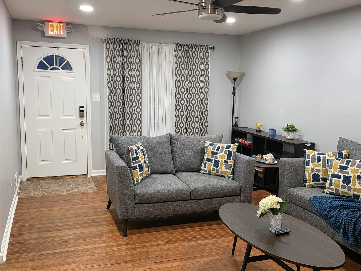 2804 Bellbrook Street, Unit Room B — Photo 1