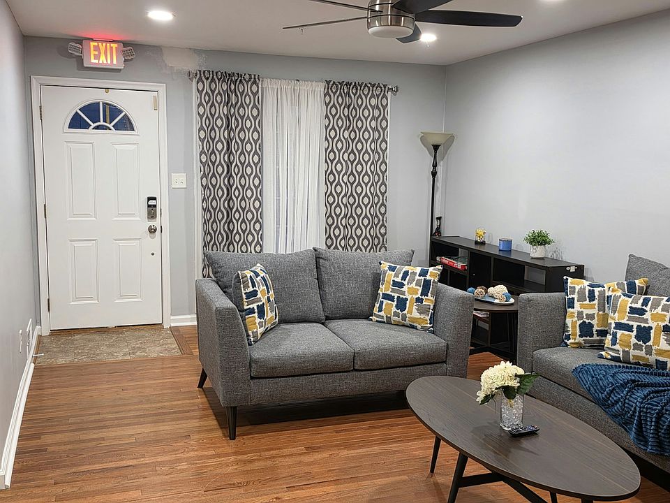1st image of 2804 Bellbrook St Room B