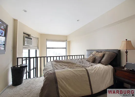 Sold by Warburg | media 19