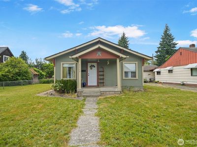 1113 J, Centralia, WA, 98531