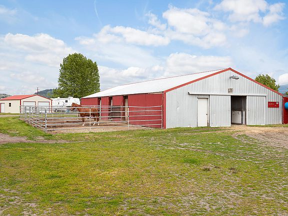 3rd image of 11875 W Manitoba Ct