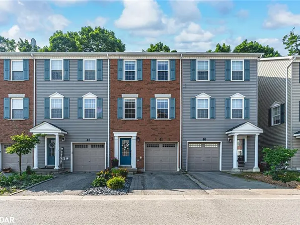 91 Coughlin Rd #41, Barrie, ON L4N 0L6