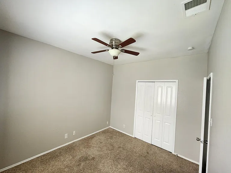 5611 Spring Watch — Photo 10