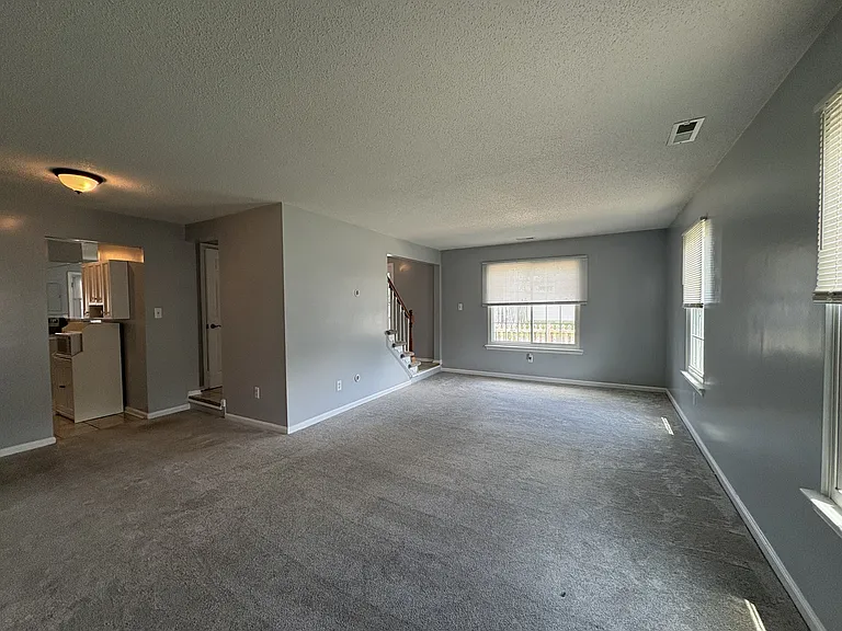 1501 Antler Cir — Photo 27