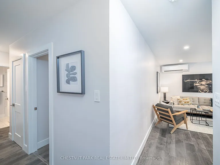 42 Cavell Ave — Photo 21