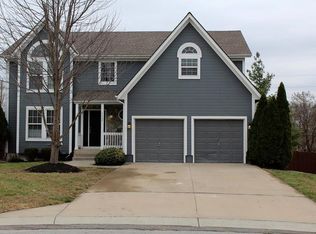 4405 SW Hillside Dr, Lees Summit, MO 64082