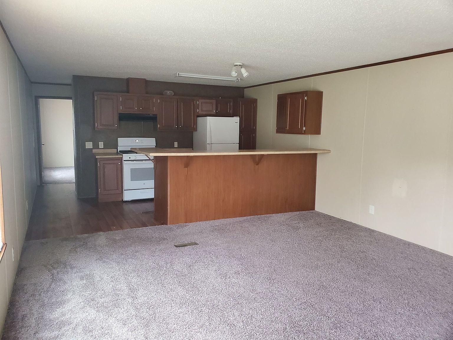 510 Spring Harbor Blvd 3, Springport, MI 49284 Zillow