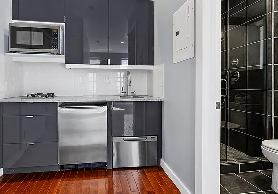 Rented by Compass | media 12