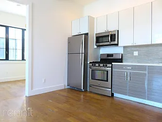 Rented by Rennit Inc.