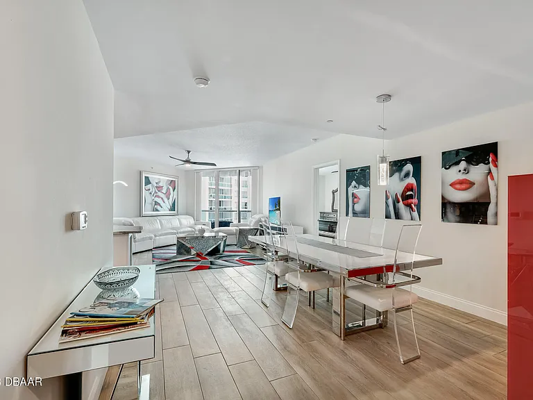 231 Riverside Dr #1006 — Photo 4