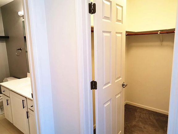 2nd image of 5S551 Paxton Dr APT C