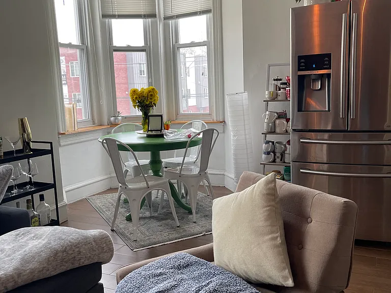 500 N 34th St #3 — Photo 9
