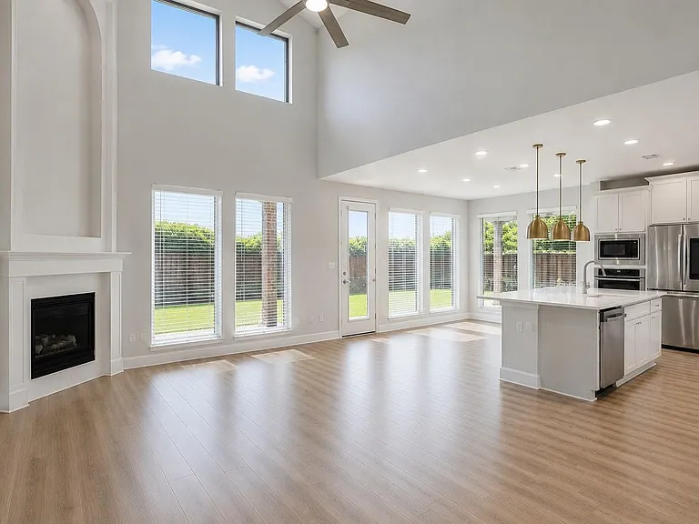 2327 Partridgeberry Ln — Photo 5