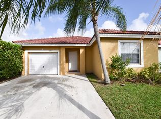 14233 SW 177th Ter, Miami, FL 33177