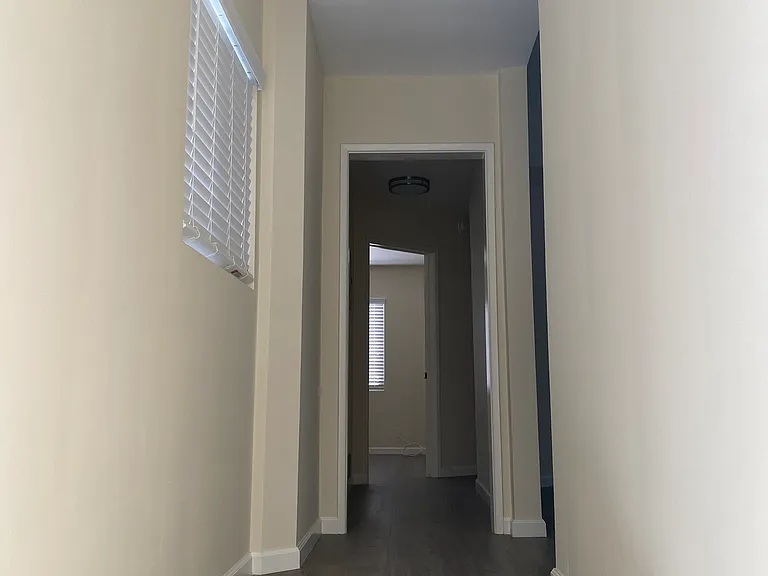 13418 Moorpark St #4 — Photo 12