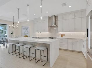 756 108th Ave N, Naples, FL 34108