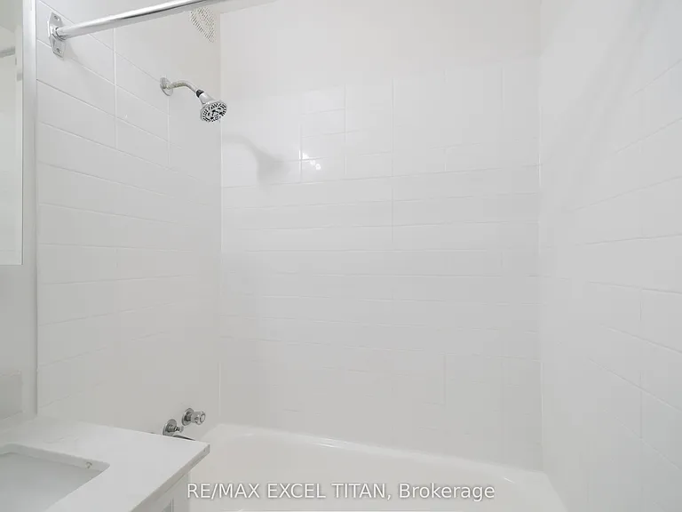 4 Hill Heights Rd #106 — Photo 14